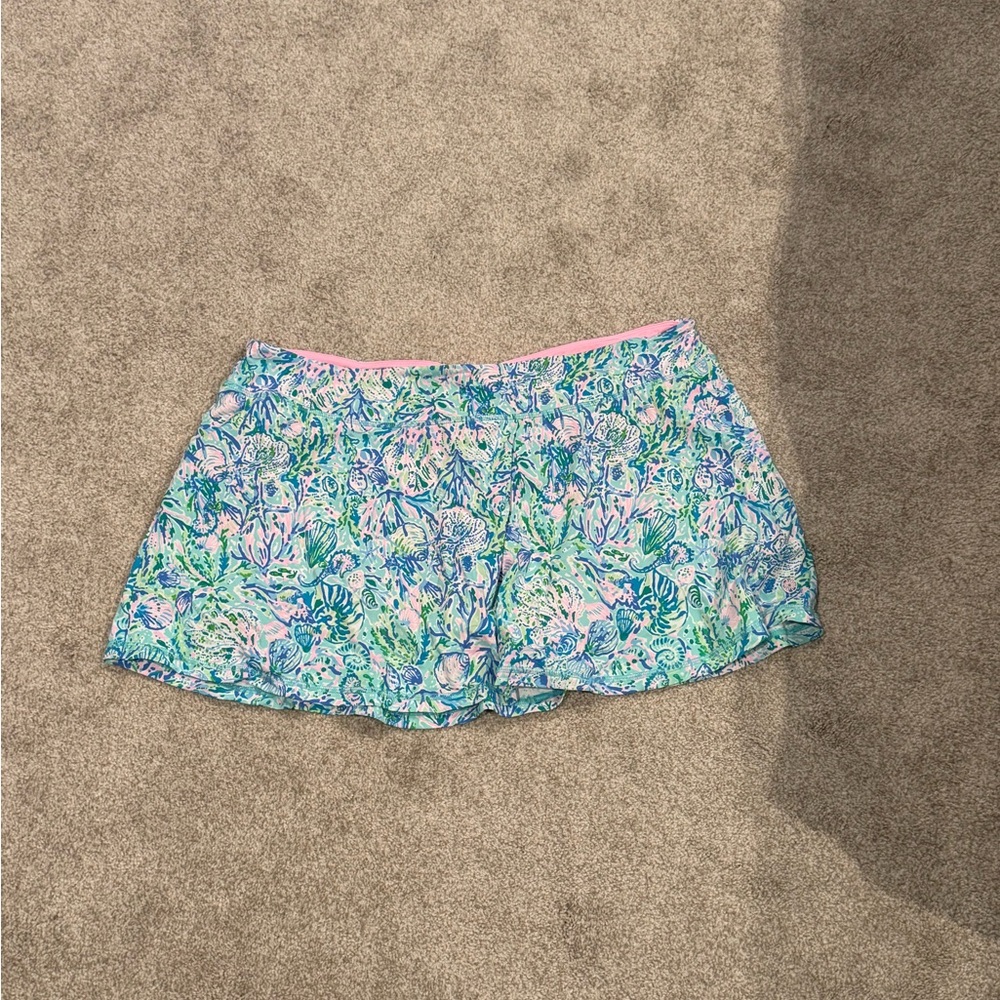 XXL (Alia) I think Floral Print Shorts in Blue and Green